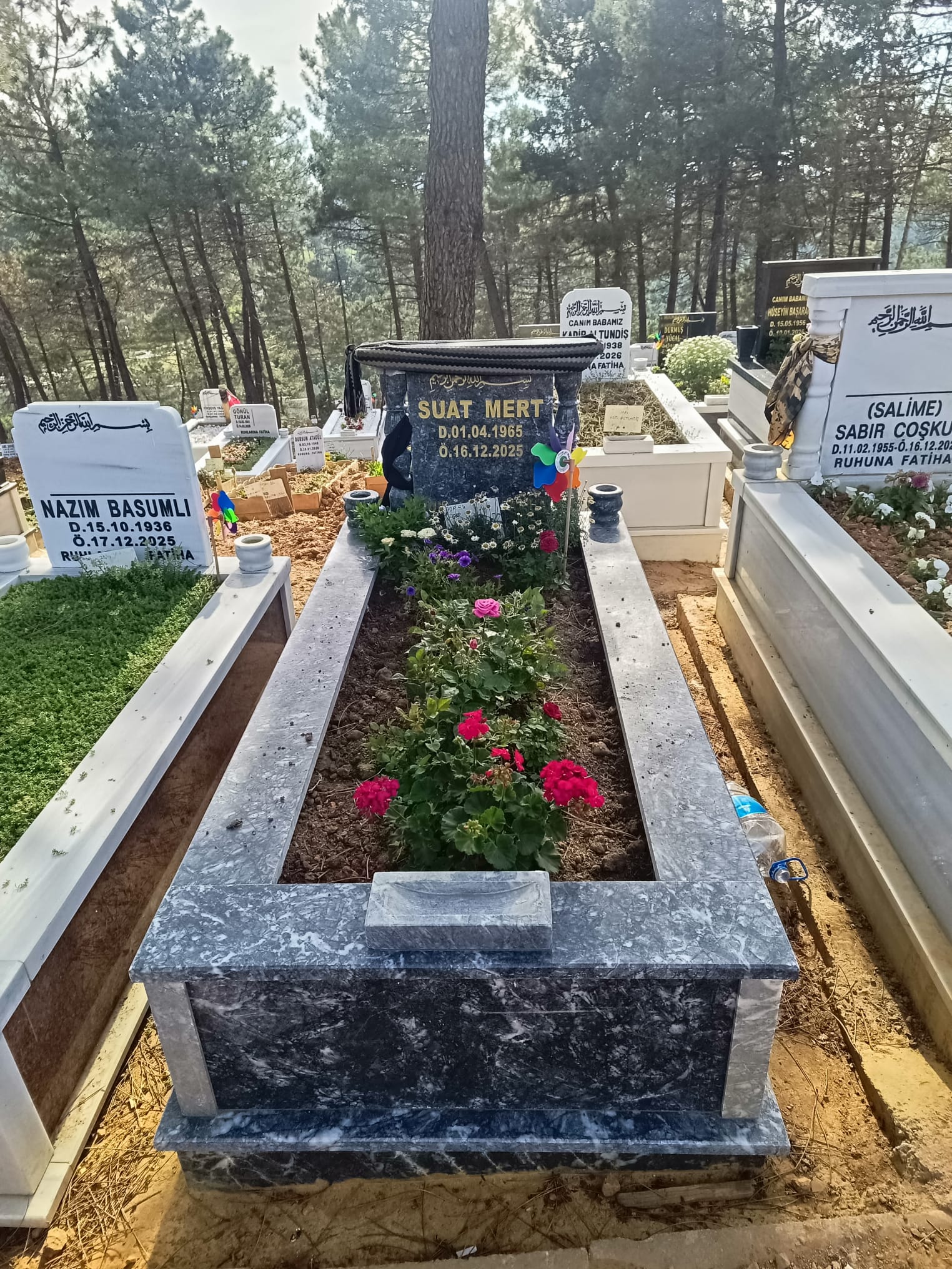 Granit Mezar · Mavi